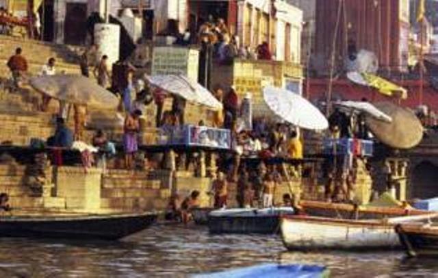 P G On Ganges Bénarès Extérieur photo