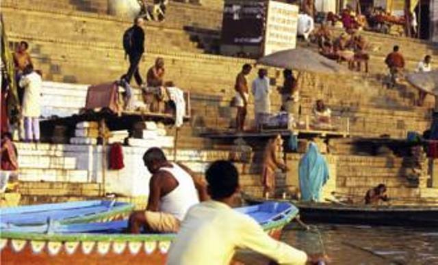 P G On Ganges Bénarès Extérieur photo